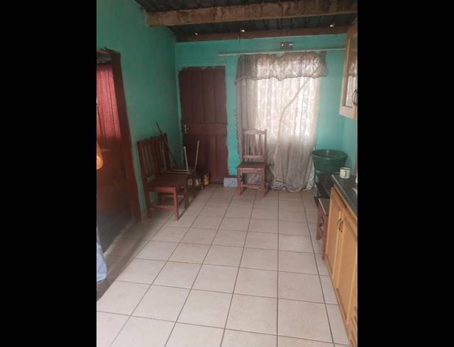 2 BEDROOM HOUSE FOR SALE IN KATLEHONG SOUTH